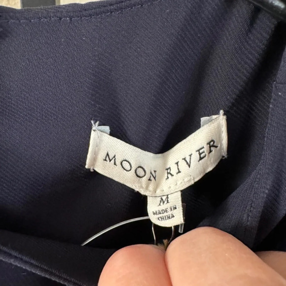 Moon River Emmy Navy Side Cut-Out Maxi Length Dress SIZE MEDIUM NEW - Picture 6 of 7